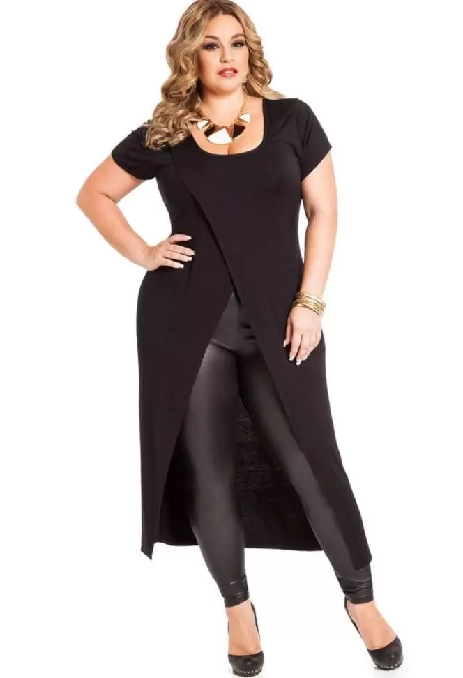 women-christmas-outfits-plus-size
