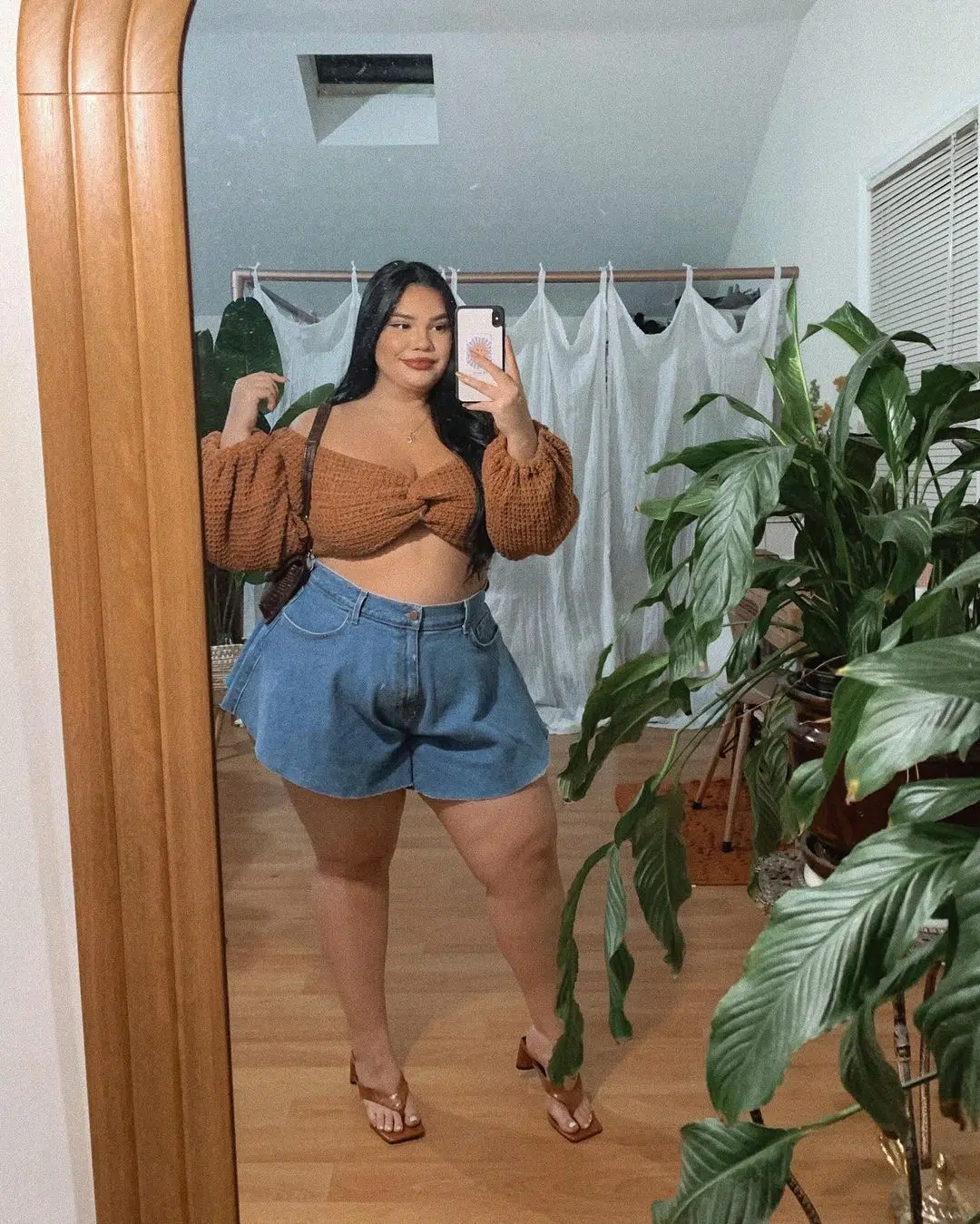plus-size-shorts-outfits